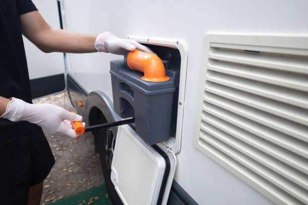 Best Luxury portable toilet rental  in Bushnell, FL