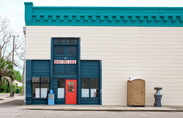 Best Portable restroom trailer rental  in Bushnell, FL
