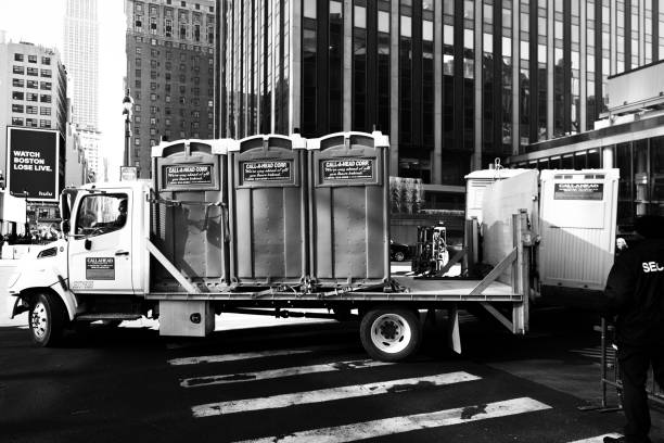 Best Portable toilet rental cost  in Bushnell, FL